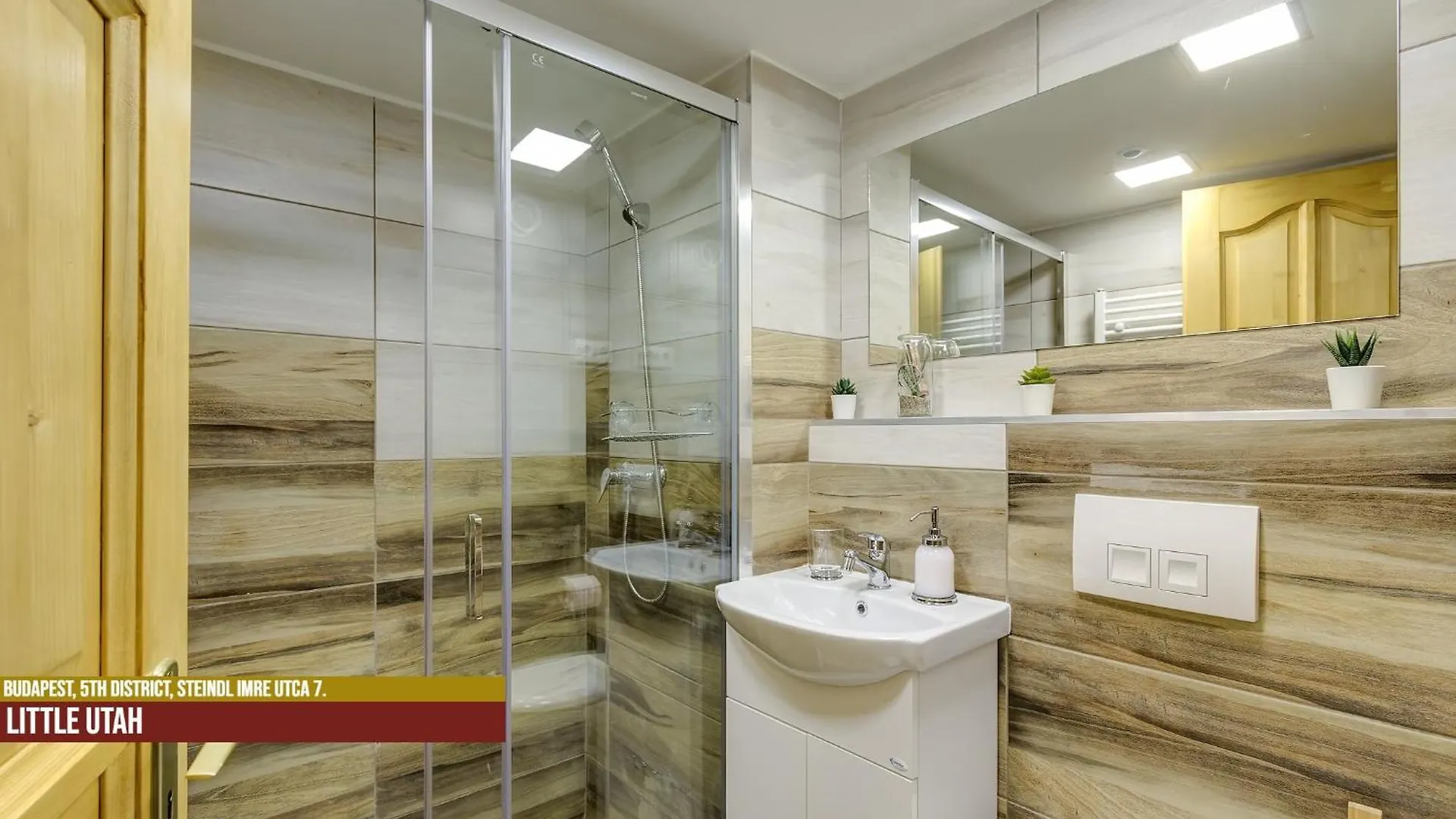 Little Americas Parliament Apartments Budapest